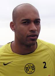 Dedé: Si Bek Kiri Santuy yang Jadi Legenda di Borussia Dortmund